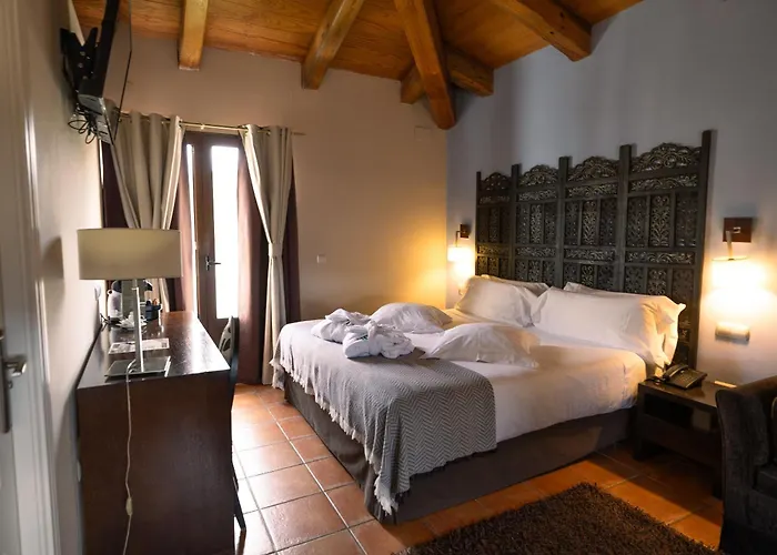 Hotel Convento Del Giraldo