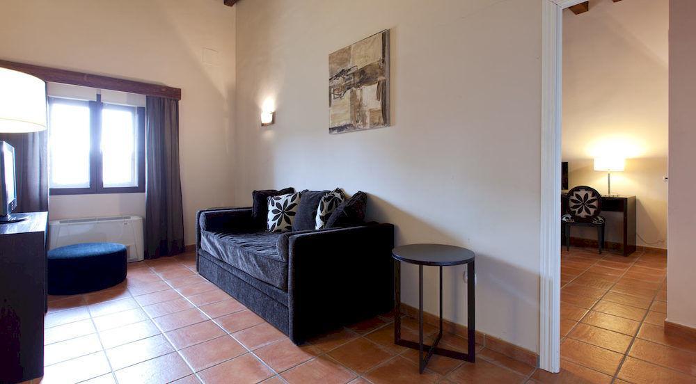 Hotel Convento Del Giraldo